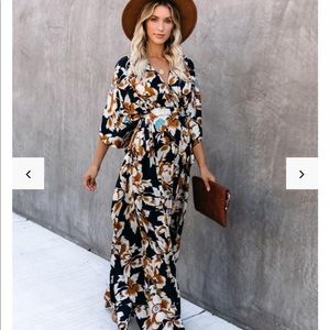 NWT!! Vici Ryland Floral Kimono Dress sz Large